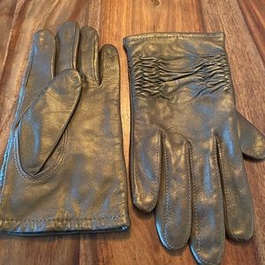PRICE DROP  - unusual Bronze leather gloves - wrist length